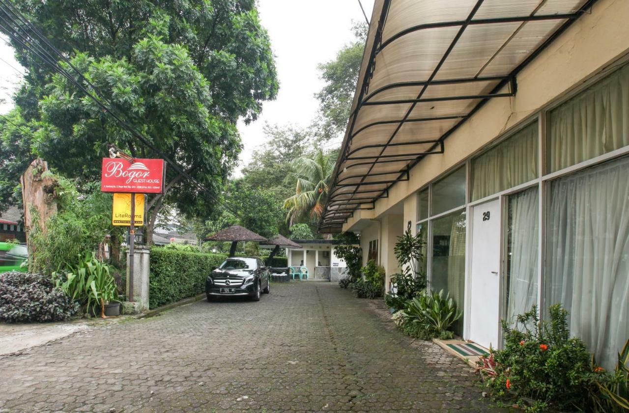Lite Rooms Bogor Guest House Екстер'єр фото