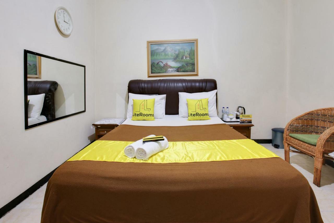 Lite Rooms Bogor Guest House Екстер'єр фото